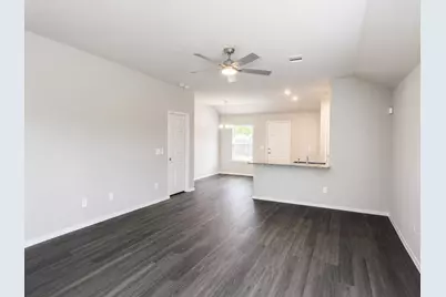 102 Bellewood Manor Drive, Magnolia, TX 77354 - Photo 3