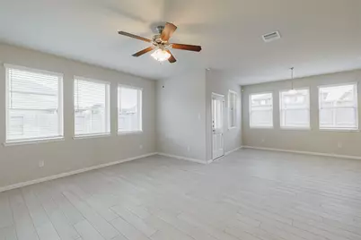 3002 Roberta Sue Drive, Missouri City, TX 77459 - Photo 17