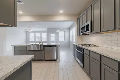 3002 Roberta Sue Drive, Missouri City, TX 77459 - Photo 9