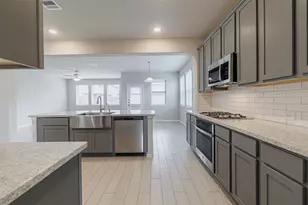 3002 Roberta Sue Dr, Missouri City, TX 77459 - Photo 9