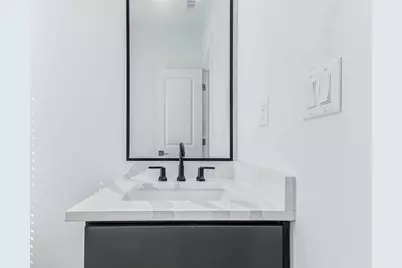 334 Eastwood Street, Houston, TX 77011 - Photo 19