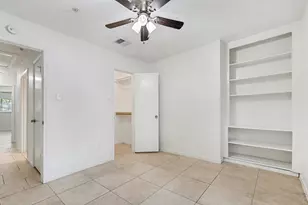 1946 Shadow Rock Dr, Houston, TX 77339 - Photo 25