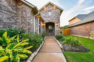2114 Ascot Ln, Sugar Land, TX 77479 - Photo 1