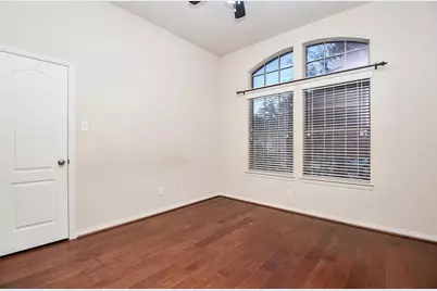 2114 Ascot Ln, Sugar Land, TX 77479 - Photo 19