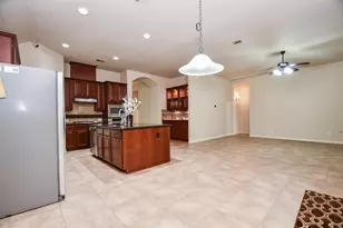 2114 Ascot Ln, Sugar Land, TX 77479 - Photo 3
