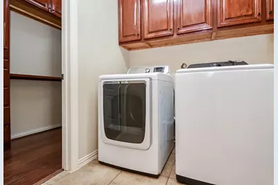 2114 Ascot Ln, Sugar Land, TX 77479 - Photo 25