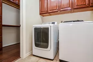 2114 Ascot Ln, Sugar Land, TX 77479 - Photo 25