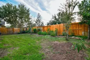 2114 Ascot Ln, Sugar Land, TX 77479 - Photo 29