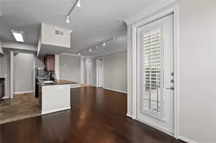 7575 Kirby Dr, Houston, TX 77030 - Photo 13