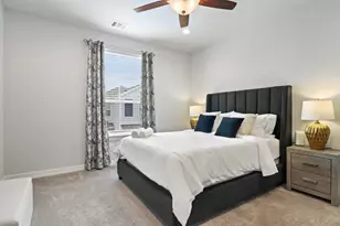11002 Cres Light Way, Houston, TX 77043 - Photo 15