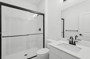 7918 Jasper Mdws Wy, Angleton, TX 77515 - Photo 25