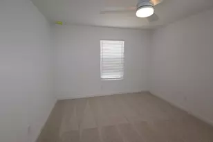 7918 Jasper Mdws Wy, Angleton, TX 77515 - Photo 11