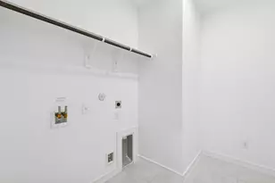 7918 Jasper Mdws Wy, Angleton, TX 77515 - Photo 33