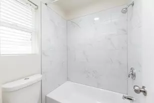 10810 Sugar Hill Dr, Houston, TX 77042 - Photo 25