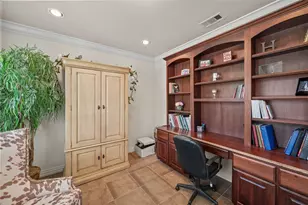 2127 Thicket Ridge Ln, Houston, TX 77077 - Photo 9