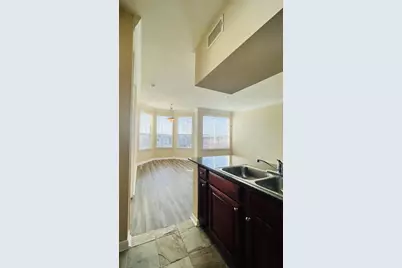 7575 Kirby Drive #2401, Houston, TX 77030 - Photo 7