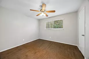 130 Red Oak Ln, Conroe, TX 77304 - Photo 11