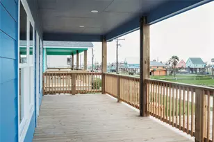 528 Thunder Rd, Surfside Beach, TX 77541 - Photo 3