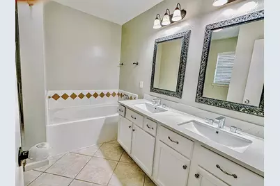 20810 Camphor Tree Drive, Katy, TX 77449 - Photo 9