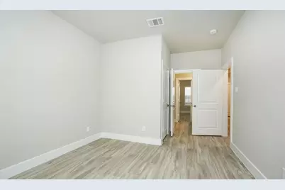 9012 Lonestar River Lane, Houston, TX 77080 - Photo 17