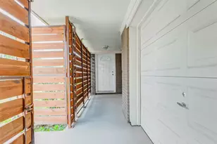 230 Bizerte St, Houston, TX 77022 - Photo 5