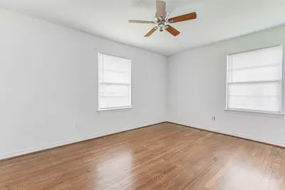 230 Bizerte Street, Houston, TX 77022 - Photo 15