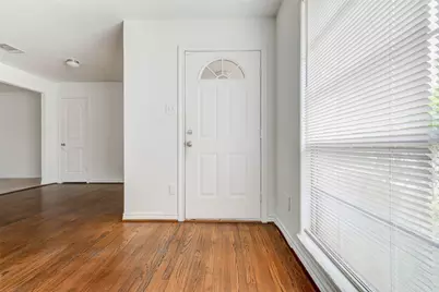 230 Bizerte Street, Houston, TX 77022 - Photo 7