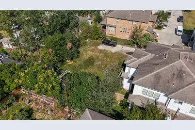 8014 Serenity Court, Houston, TX 77025 - Photo 7