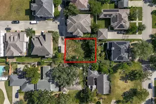 8014 Serenity Ct, Houston, TX 77025 - Photo 1