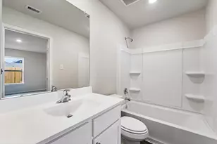 8117 Sunberry Shadow Dr, Houston, TX 77016 - Photo 5