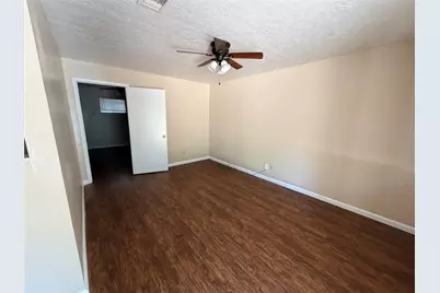 760 Cline Street #8, Huntsville, TX 77340 - Photo 5