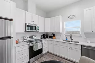 2620 Delafield St, Houston, TX 77023 - Photo 9