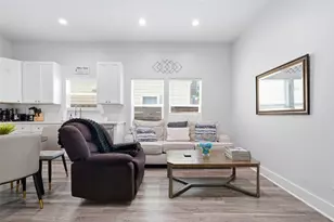 2620 Delafield St, Houston, TX 77023 - Photo 7