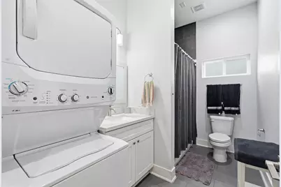 2620 Delafield Street #B, Houston, TX 77023 - Photo 13