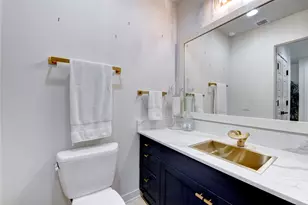 801 E Beach Dr, Galveston, TX 77550 - Photo 25