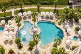 801 E Beach Dr, Galveston, TX 77550 - Photo 29