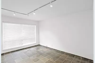 3602 Garrott Street Street #4, Houston, TX 77006 - Photo 13