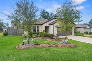 305 Royal Lily Trl, Montgomery, TX 77316 - Photo 1