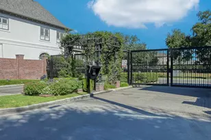 2427 N Mystic Meadow, Houston, TX 77021 - Photo 11