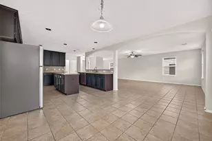 11823 Red Hummingbird Dr, Houston, TX 77047 - Photo 11