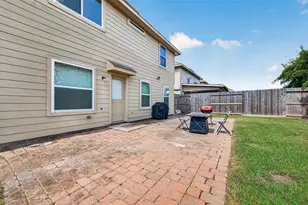 11823 Red Hummingbird Dr, Houston, TX 77047 - Photo 41