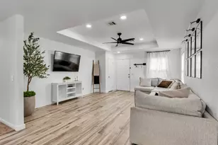 14114 Pecan Hill Ct, Houston, TX 77048 - Photo 5