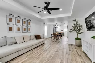 14114 Pecan Hill Ct, Houston, TX 77048 - Photo 3