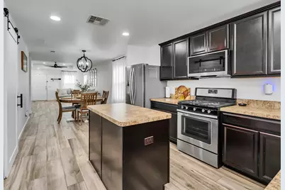 14114 Pecan Hill Court, Houston, TX 77048 - Photo 9