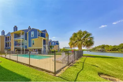 18519 Egret Bay Boulevard #1511, Webster, TX 77058 - Photo 3