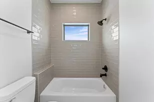 1122 W 17th St, Houston, TX 77008 - Photo 31