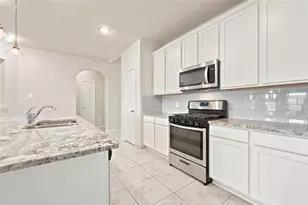 3747 Lake Bend Shore Dr, Spring, TX 77386 - Photo 9
