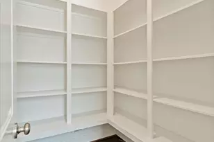 2051 Bluestem Dr, Conroe, TX 77384 - Photo 5