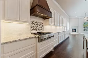 2051 Bluestem Dr, Conroe, TX 77384 - Photo 13