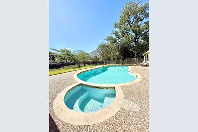 3915 Pleasant Valley Drive, Missouri City, TX 77459 - Photo 35